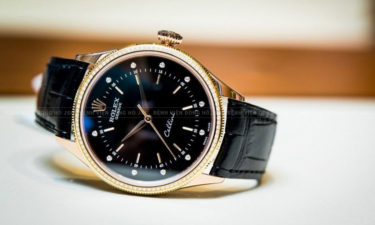 thay dây đồng hồ Rolex