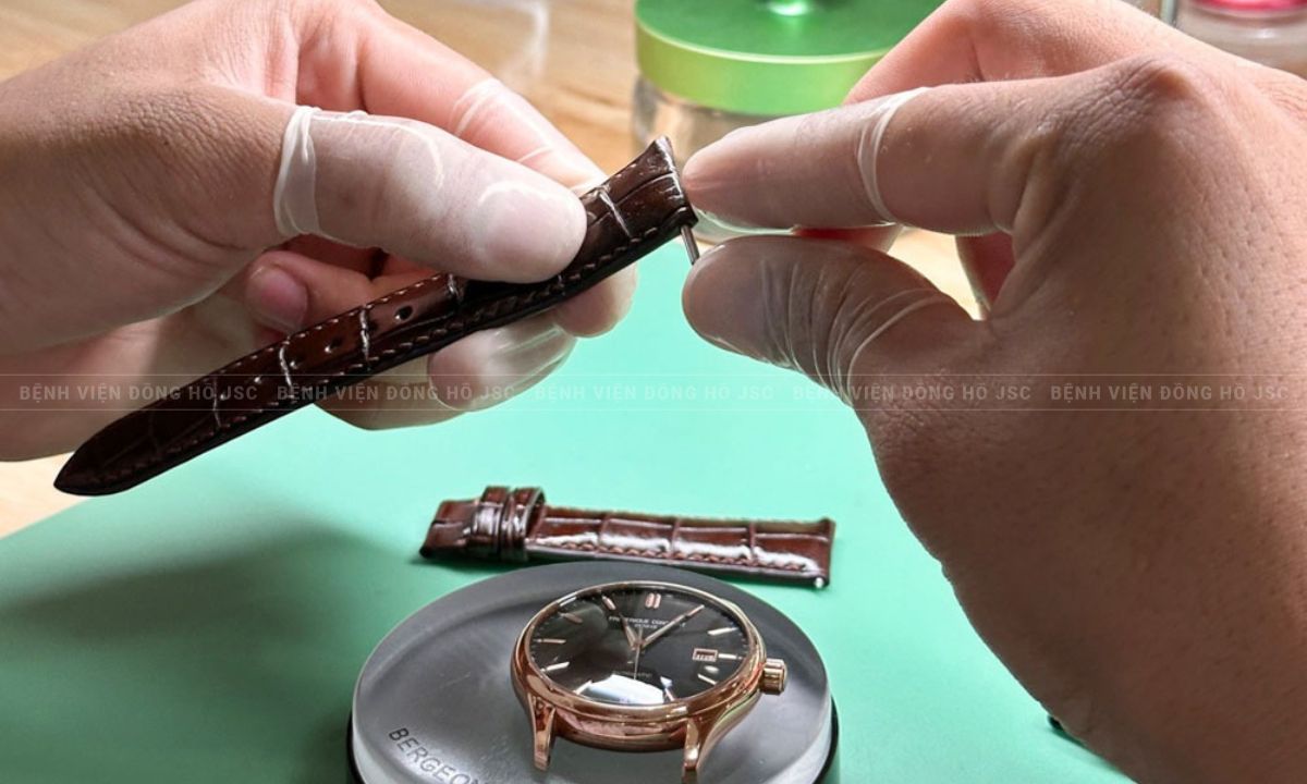 cách thay dây đồng hồ