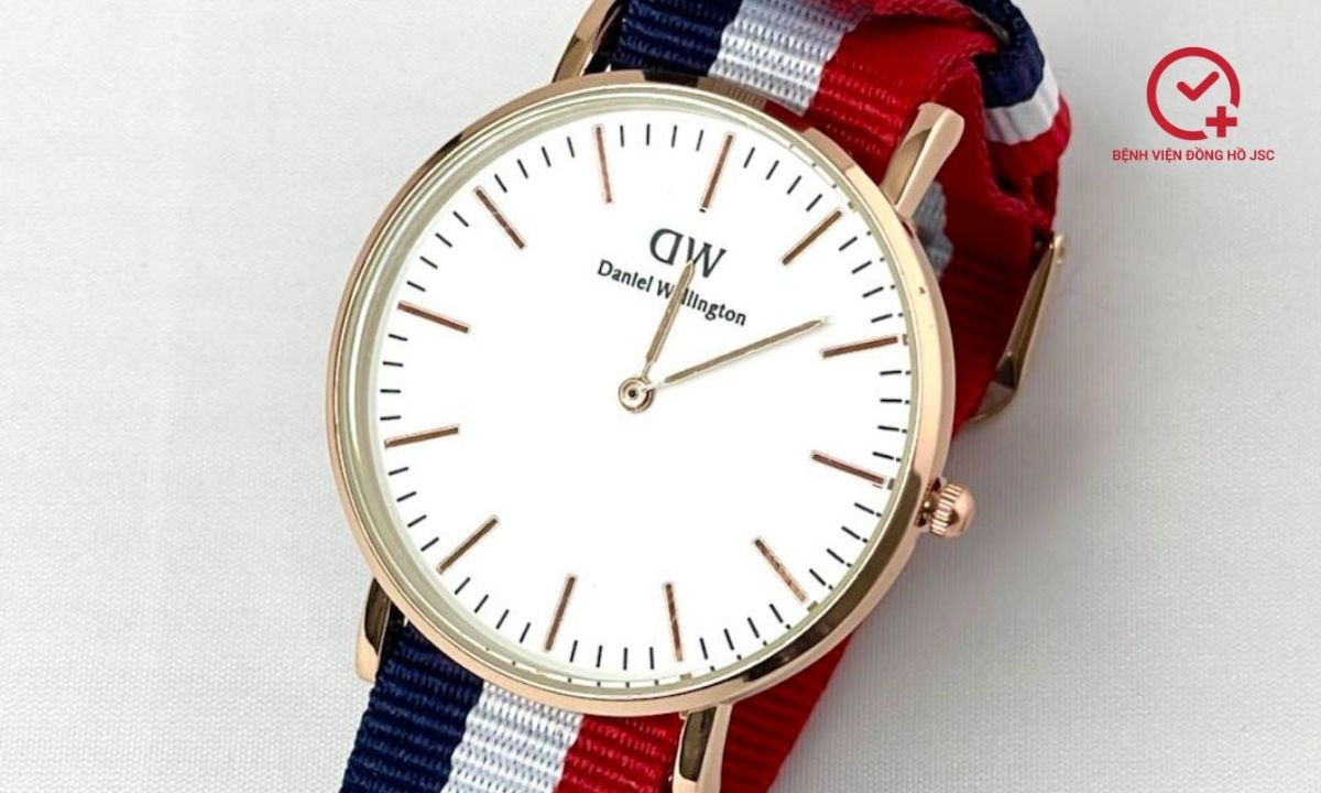 dòng đồng hồ daniel wellington classic