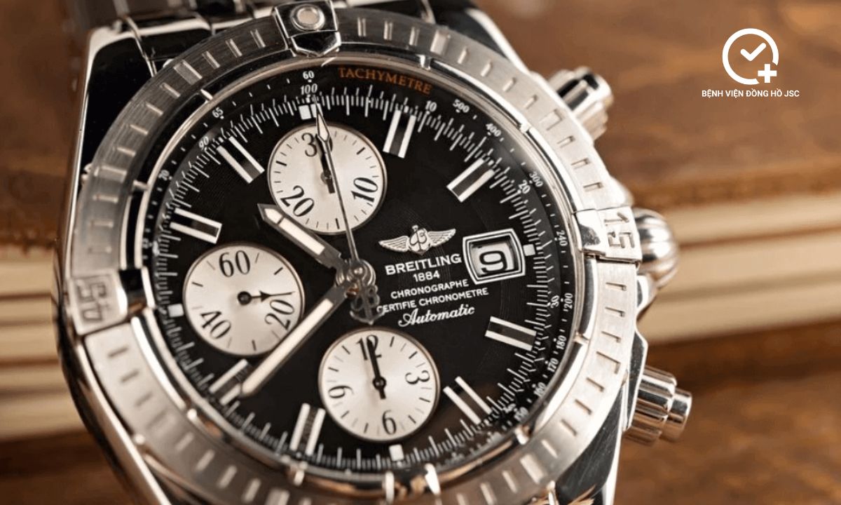 tính năng của đồng hồ breitling