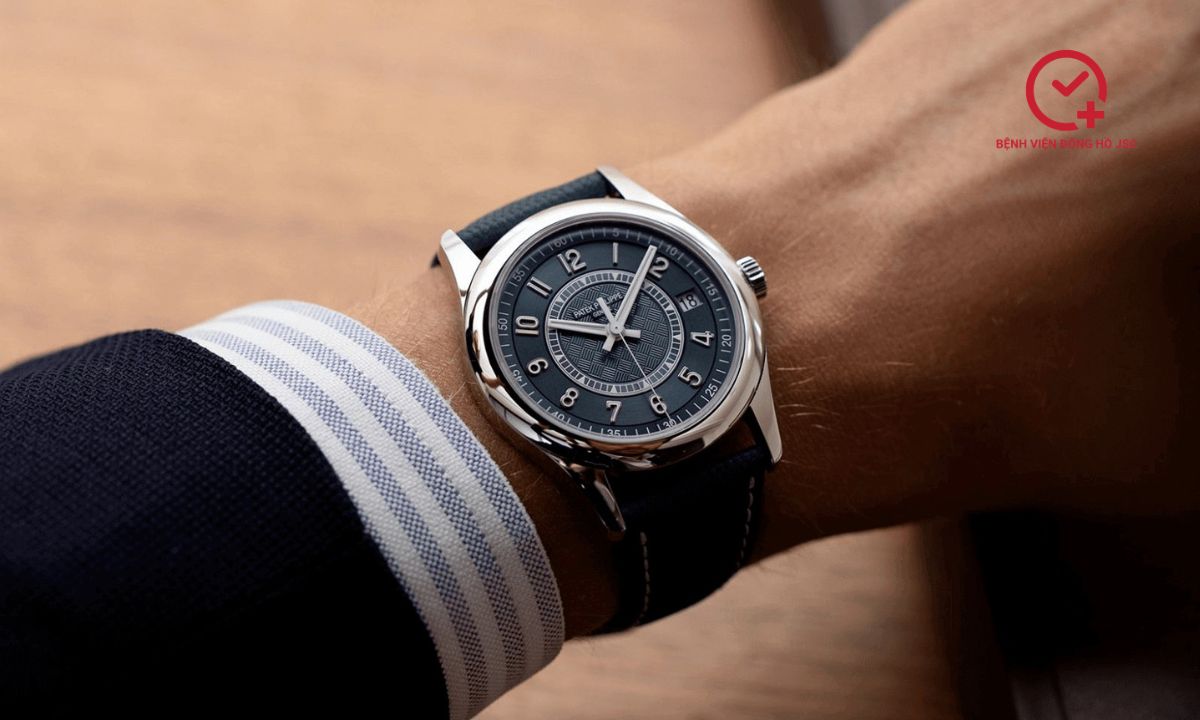 cách đeo đồng hồ Patek Philippe