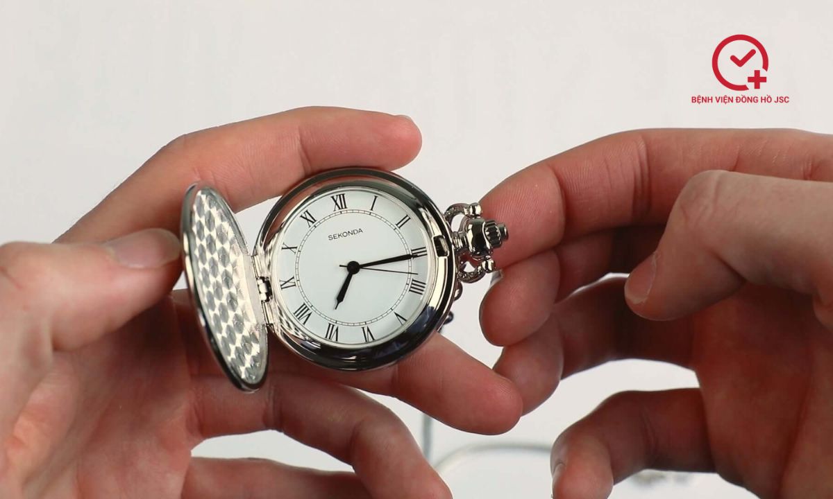 cach-chinh-gio-cho-dong-ho-qua-quyt cách chỉnh giờ cho đồng hồ quả quýt