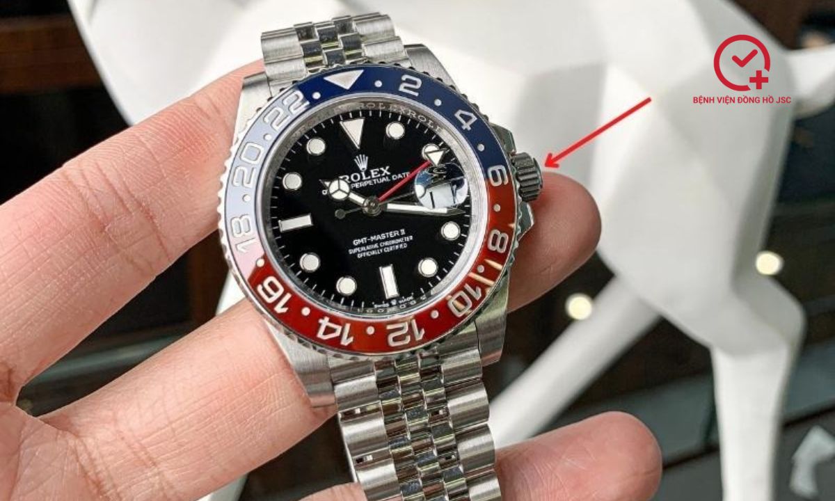 cach-chinh-dong-ho-rolex-gmt-master-ii cách chỉnh đồng hồ Rolex GMT-Master II
