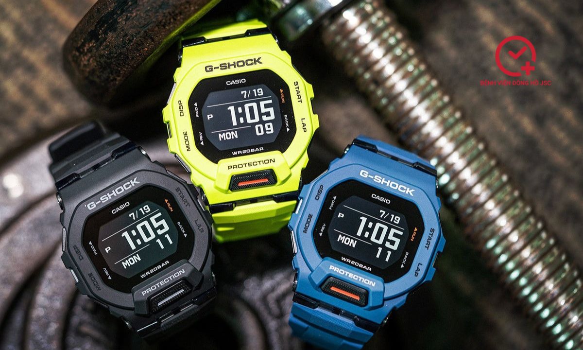 Đồng hồ điện tử Casio G-Shock nổi tiếng với độ bền bỉ và thiết kế mạnh mẽ