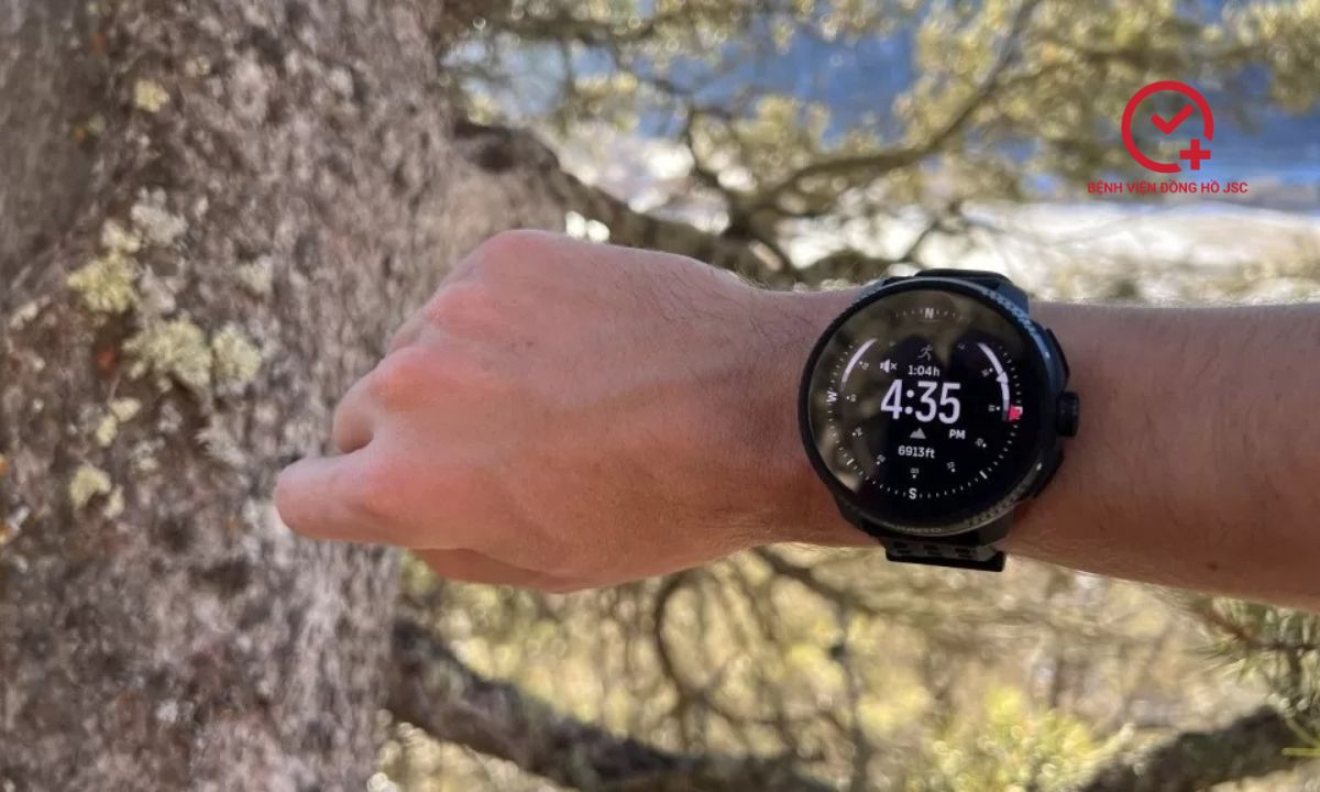 Đồng hồ Suunto 9 Baro chuyên dụng cho phượt thủ, leo núi với GPS siêu chính xác