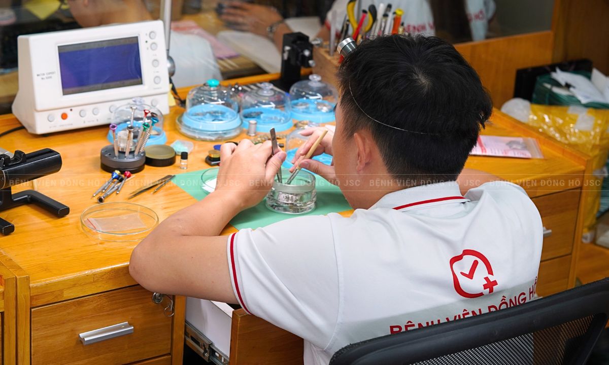 sửa đồng hồ thái bình