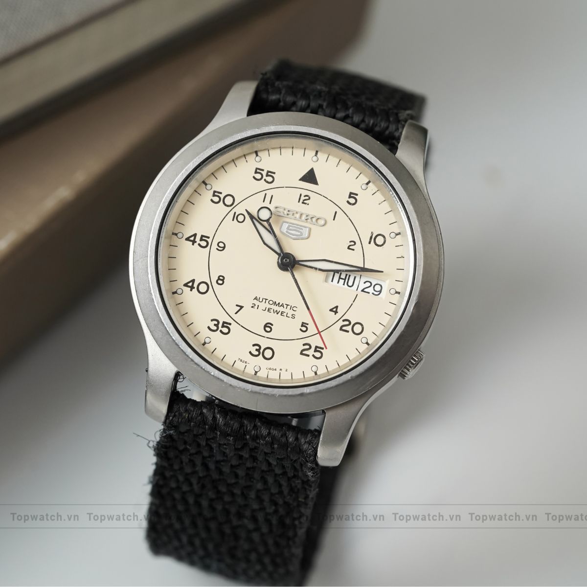 Đồng hồ Seiko 5 SNK803K2