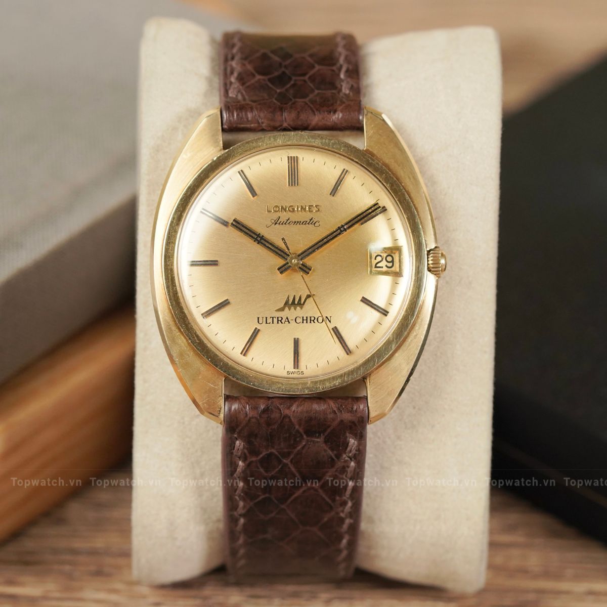 Đồng hồ Vintage Solid 18k LONGINES ULTRA-CHRON Automatic Watch