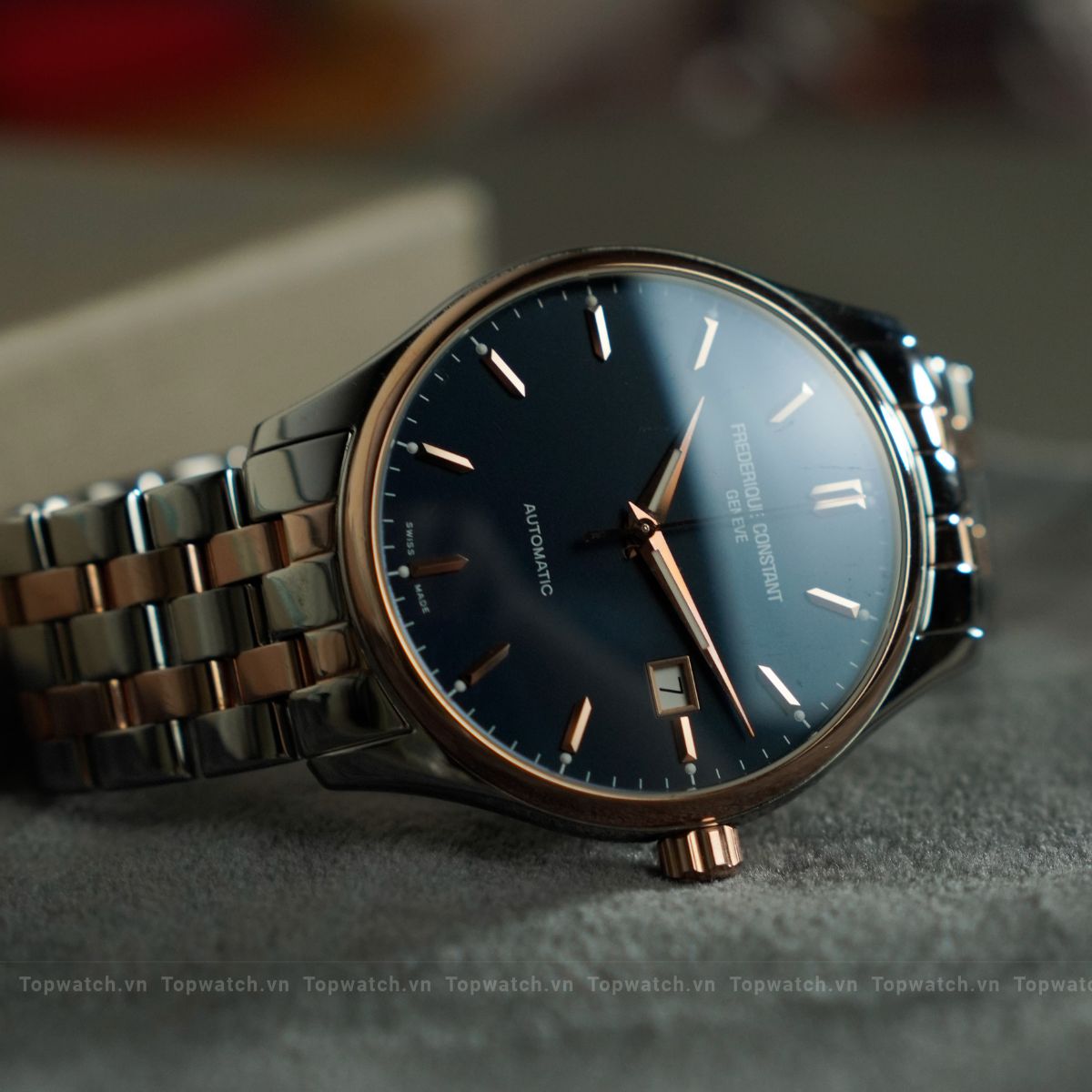 Đồng hồ Frederique Constant Classic FC-303LN5B2B
