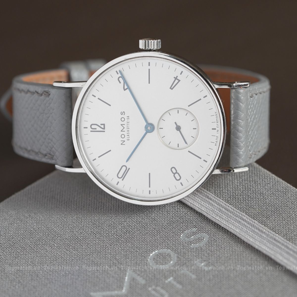 Đồng hồ Nomos Tangomat Automatic 32744