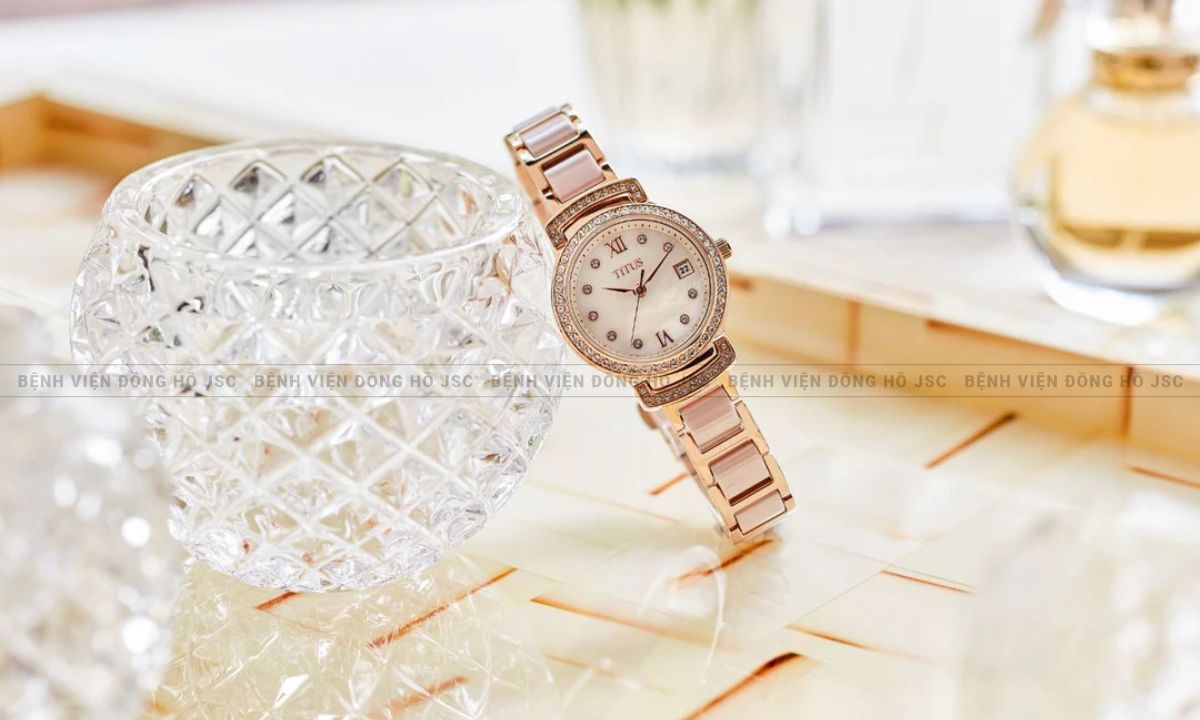 Đồng hồ Titus của nước nào