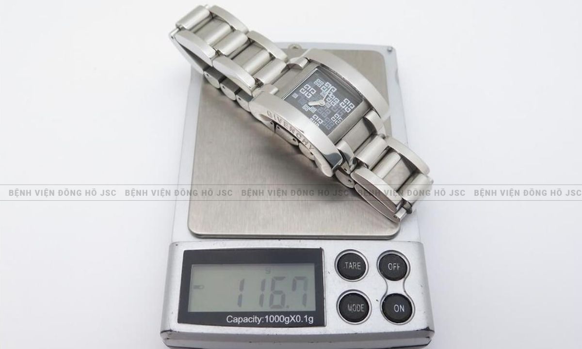 Đồng hồ Givenchy của nước nào