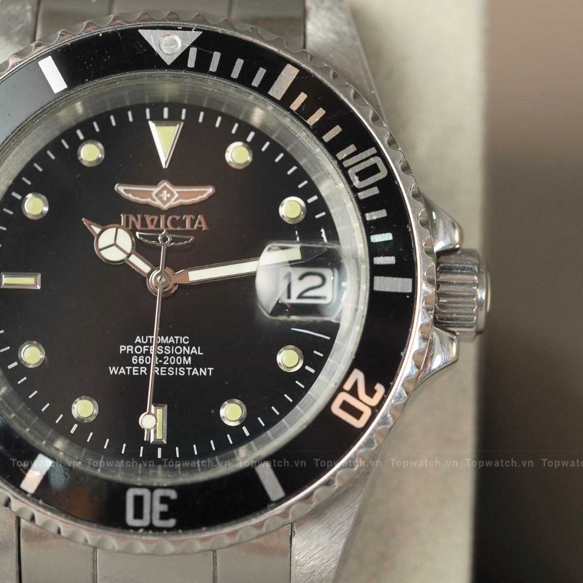 Đồng hồ Invicta Men's Pro Diver Quartz Watch with Stainless Steel Strap