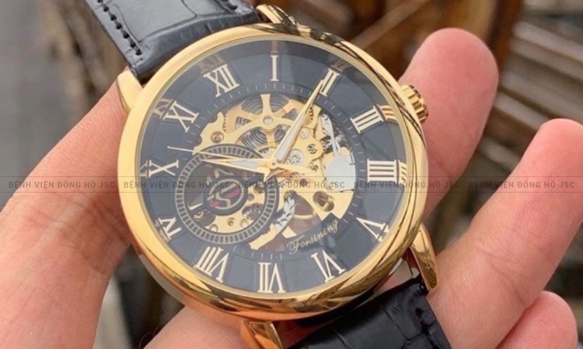 đồng hồ forsining của nước nào