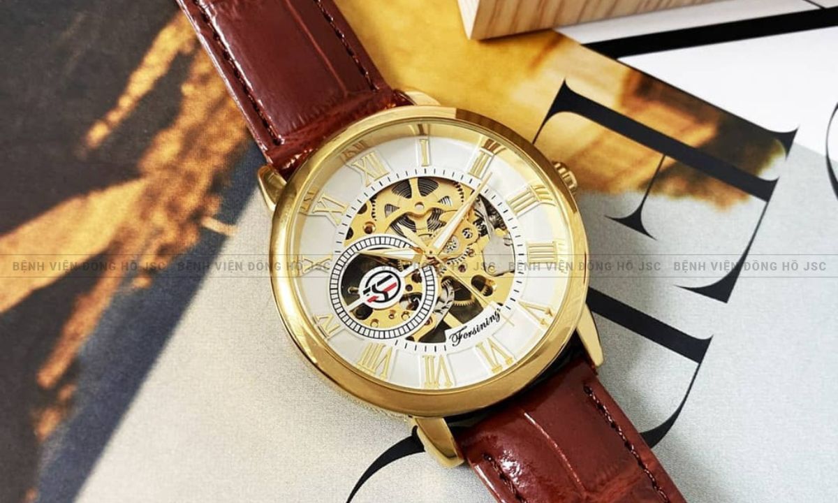 đồng hồ forsining của nước nào