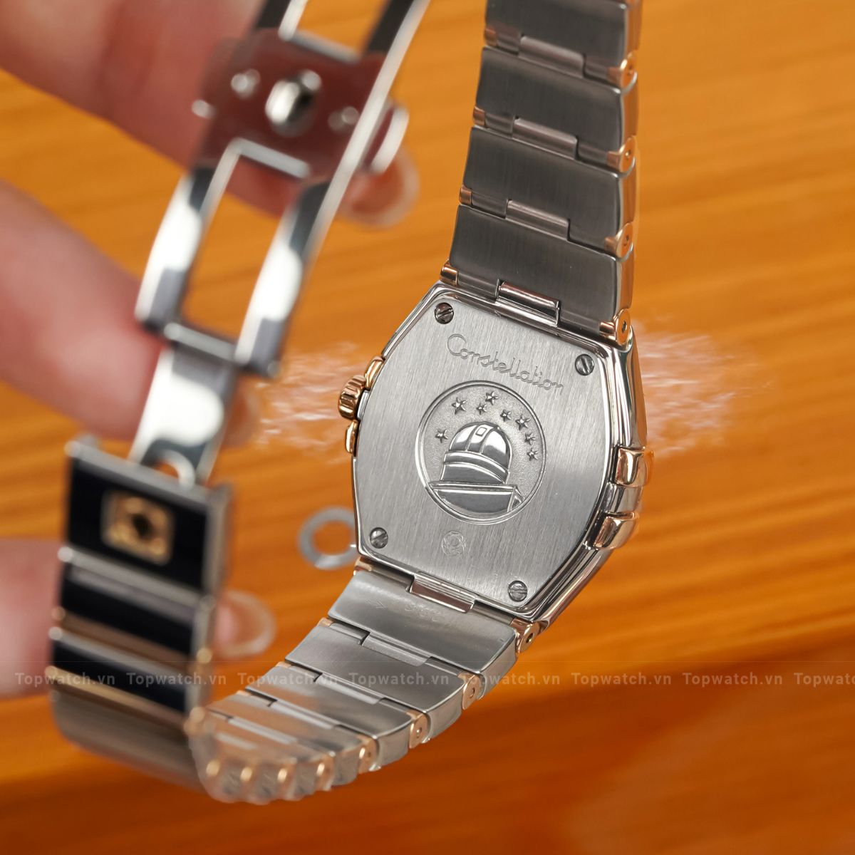 đồng hồ omega constellation 131.20.28.60.55.002 28 yellow gold steel