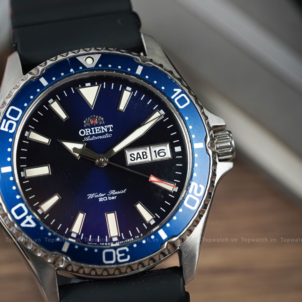 đồng hồ orient mako iii ra-aa0006l19b