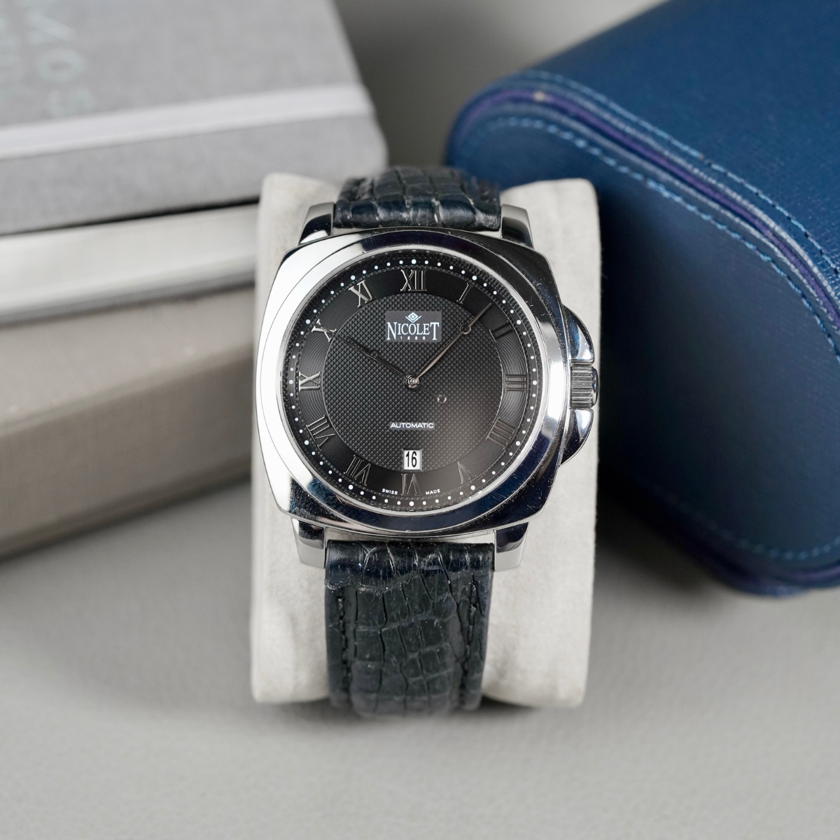 Đồng hồ Armand Nicolet N126