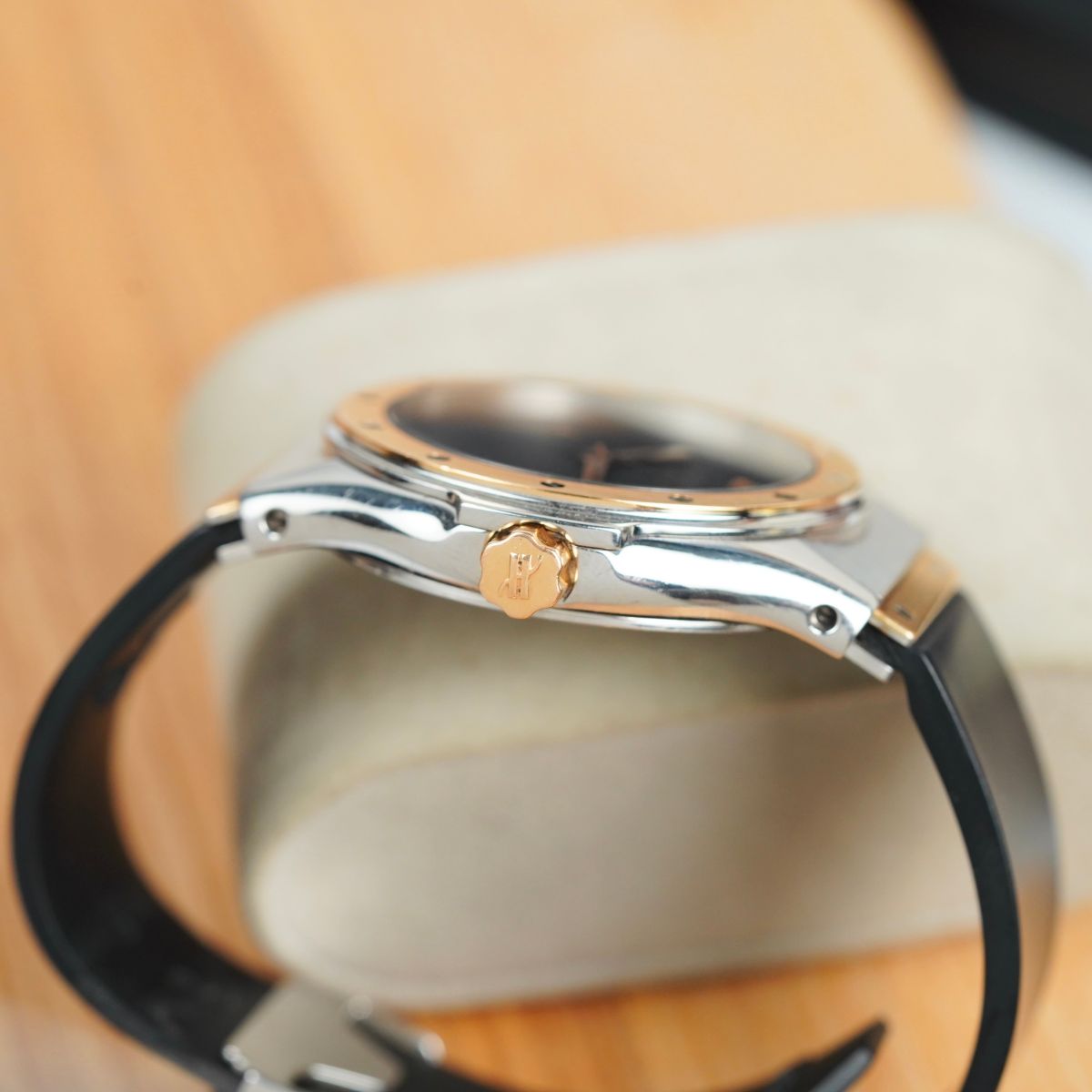 dong-ho-hublot-classic-fusion-quartz-steel-rose-gold-ref-1905-7 (4)