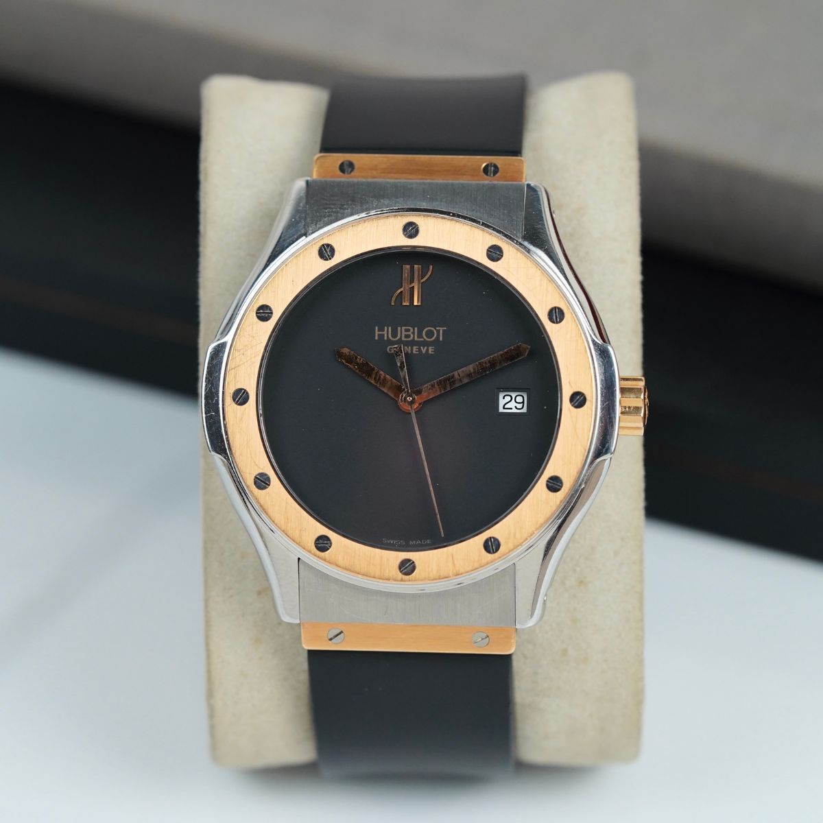 Đồng hồ Hublot Classic Fusion Quartz Steel & Rose Gold Ref.1905.7