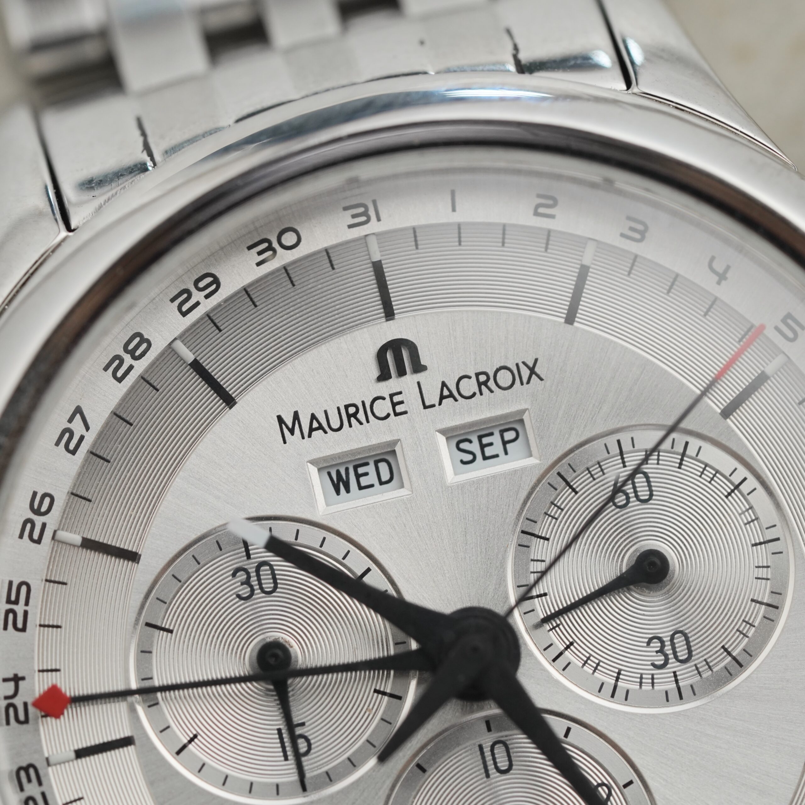 Đồng hồ Maurice Lacroix Les Classiques LC1228-SS002-131 Chronograph