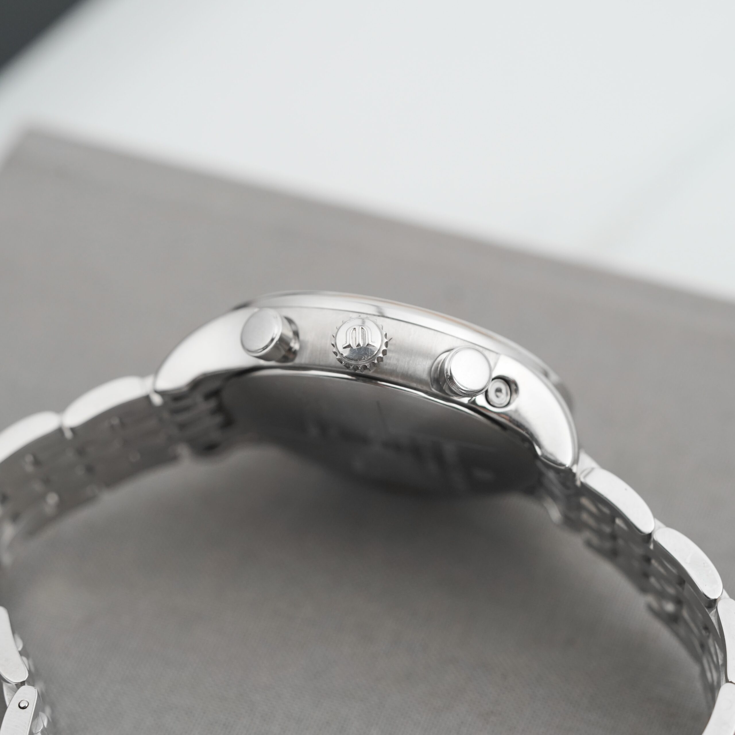 Đồng hồ Maurice Lacroix Les Classiques LC1228-SS002-131 Chronograph