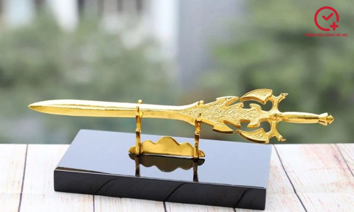 mệnh kim hợp màu gì